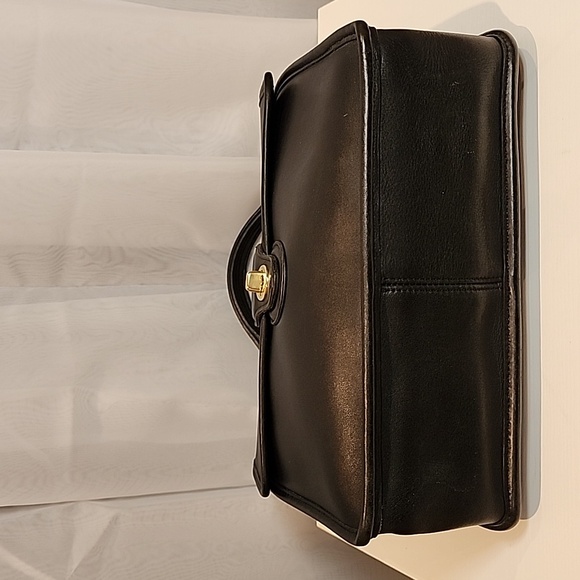 Coach Willis Purse In Black Leather/Brass Hardwear - Picture 11 of 16